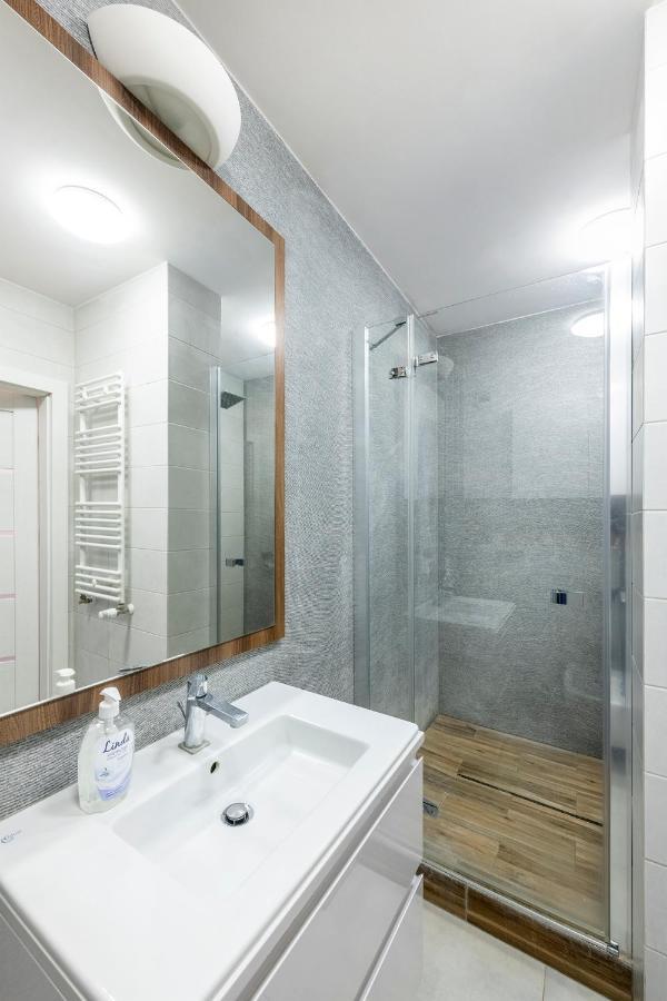 Waw Mokotow Pokoje Manhattan Varsovie Extérieur photo