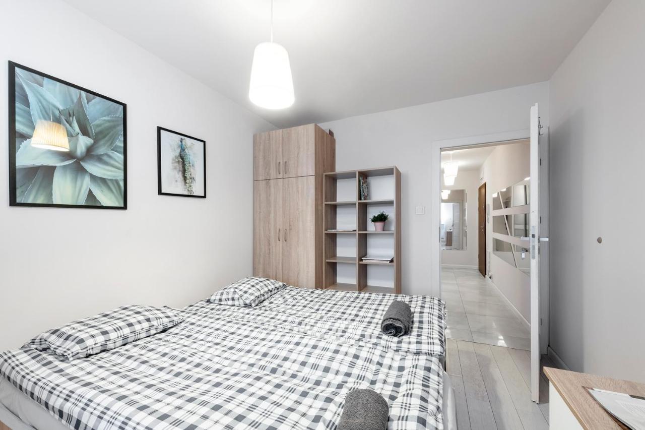 Waw Mokotow Pokoje Manhattan Varsovie Extérieur photo
